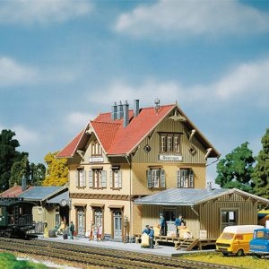 110107 Faller Bahnhof Güglingen