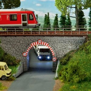 120498 Faller Steinbogenbrücke
