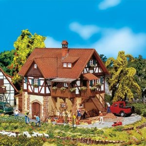 130266 Faller Fachwerkhaus