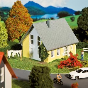 130317 Faller Einfamilienhaus, gelb