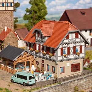 130438 Faller Gasthaus Sonne mit Laube