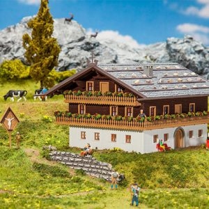130554 Faller Alpenhof