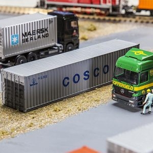 180845 Faller 40' Container COSCO