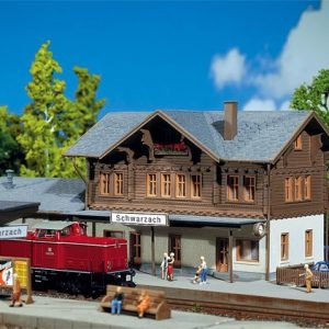 212108 Faller Bahnhof Schwarzach