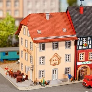 232332 Faller Altstadt-Café
