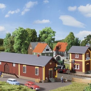 11435 Auhagen HO Bahnhof Steinbach mit Wasserhaus