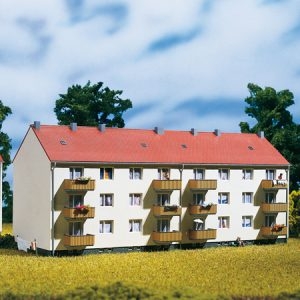 13332 Auhagen TT Mehrfamilienhaus
