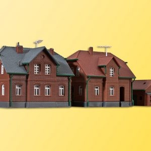 36784 Kibri Z Werkswohnhaus, 2 Stück und ein Nebengebäude