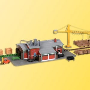 39816 Kibri H0 Sägewerk mit Kran, Schwellensäge und Inneneinrichtung