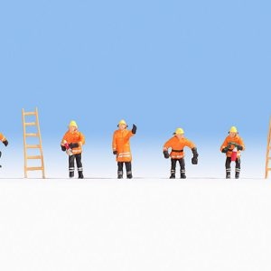 15022 Noch Feuerwehr (orange Schutzanzüge)