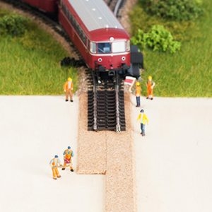 50410 Noch Kork-Gleisbettung, 3 mm hoch6 Stück, je 4,4 x 50 cm (Gesamtlänge 3 m)