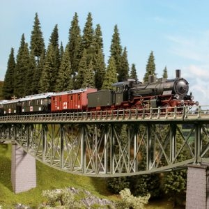 67028 Noch Fischbauchbrückemit Brückenköpfen
