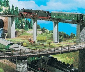 42547 Vollmer H0 Trogbrücke, gebogen