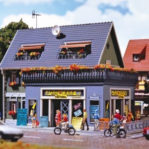 43616 Vollmer H0 Reisebüro mit Inneneinrichtung und Beleuchtung, Funktionsbausatz