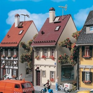 43670 Vollmer H0 Wohnhaus Bahnhofstraße 11