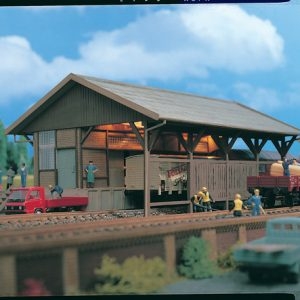 47539 Vollmer N Güterschuppen, offen