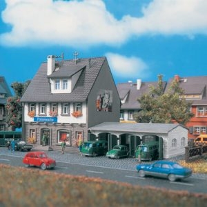 47776 Vollmer N Polizeiwache mit Garage, dreiständig
