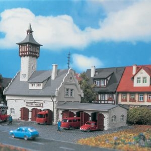 47781 Vollmer N Dorffeuerwehr mit Garage, sechsständig