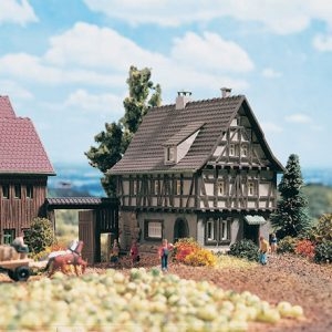 49530 Vollmer Z Fachwerkhaus mit Hoftor