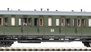 53213 Piko Abteilwg. 2.Kl. B4p DR III o.Bh.
