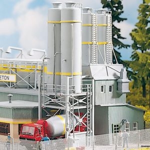 61131 Piko Main-Beton Silos