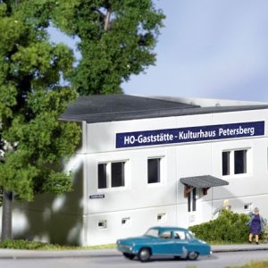 61148 Piko Plattenbau Gaststätte