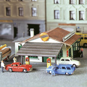 232542 Faller Tankstelle