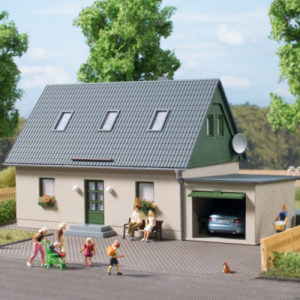 11454 Auhagen Woonhuis & garage