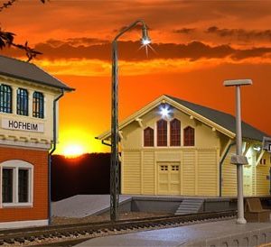38994 Kibri H0 Set Rund um den Bahnhof**Sonderserie**