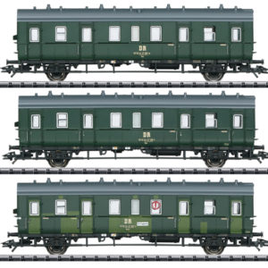23323 Trix Personenwagen-Set DR