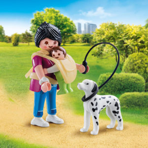 70154 Playmobil® Mama met baby in draagzak