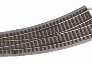 55427 Piko Gleis m. Bett. Weiche-Bogen BWL-R3