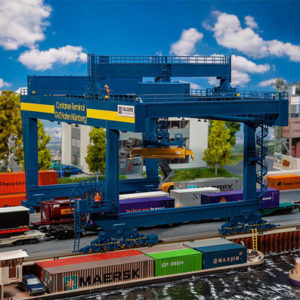 120291 Faller Containerbrücke GVZ Hafen Nür