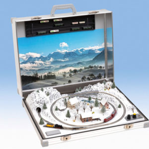 88318 Noch Modellbahnkoffer St. Anton mit Märklin® mini-club Z Gleisen