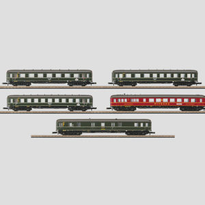 87105 Marklin set met 5 sneltreinrijtuigen Berlion - Hamburg