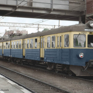 51453 Piko ~E-Triebzug/Sound EN 57 PKP IV + PluX22 Dec.
