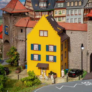 130709 Faller Reihenendhaus Kleinstadt