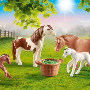 70682 Playmobil® Ponies with Foals