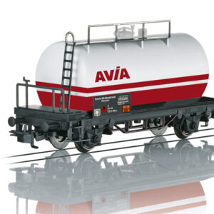 44404 Marklin Mineralöl-Kesselwagen AVIA