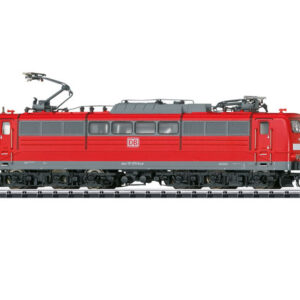 16492 Trix German Railroad, Inc. (DB AG) class 151 heavy freight locomotive. "Traffic Red" basic paint scheme.