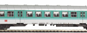 40646 Piko N-Personenwg. Silberling mintgrün 2. Kl. DB AG V
