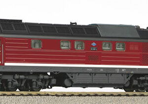 52910 Piko Diesellok BR 132 schmaler Streifen DR IV + DSS PluX22