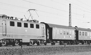 58145 Piko ~4tlg. Zugset Wendezug E-Lok BR E 41, Umbauwg. und Mitteleinstiegssteuerwg. DB III