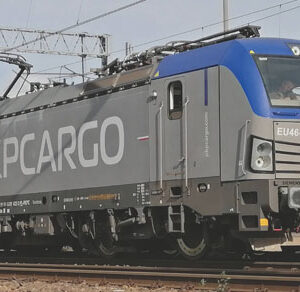 59393 Piko E-Lok/Sound EU46 Vectron PKP Cargo VI + PluX22 Dec.
