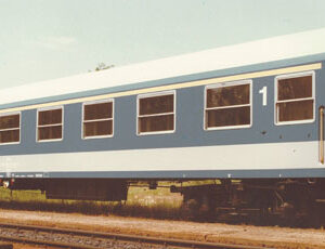 97619 Piko Personenwg. 111A 1. Kl. MAV IV