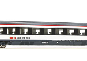 74635 Roco EC Wag. 2. Kl. SBB #1