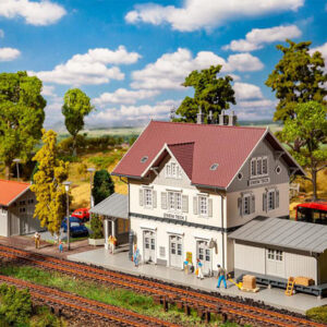 110145 Faller Bahnhof Owen