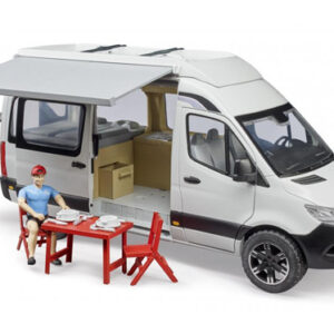 2672 Bruder MB Sprinter Camper mit Fahrer