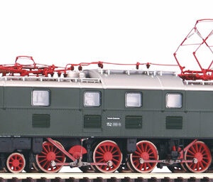 51830 Piko ~E-Lok/Sound BR 152 DB IV + PluX22 Dec.
