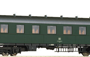 74867 Roco Schnellzugwag. 2.Kl. DB